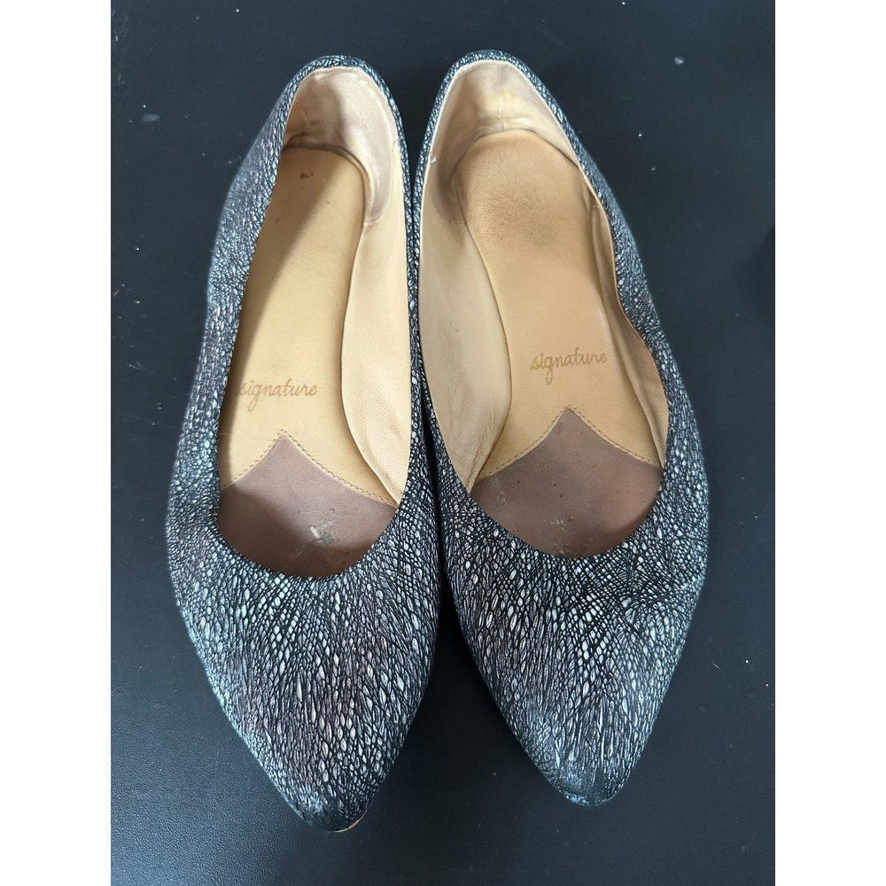 Signature Black and Grey Patterned Pointed Flats‎ in 8.5